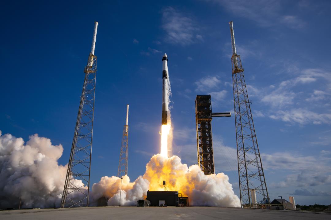 Кто на борту «богатой ракеты» SpaceX